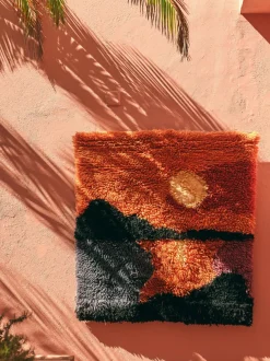 Decoración de pared artesanal de lana Sundown