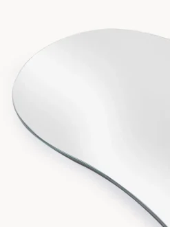 Espejo de pared sin marco en forma orgánica Lia