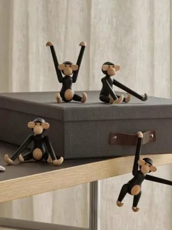 Figura decorativa de madera de roble Monkey