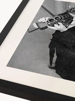 Fotografía enmarcada James Dean with Camera
