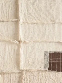 Impresión artesanal en lienzo con marco de madera Manos