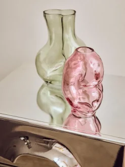 Jarrón de vidrio artesanal Gleam, 18 cm