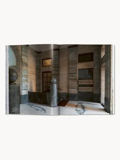 Libro ilustrado Entryways of Milan