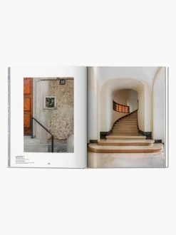 Libro ilustrado Entryways of Milan