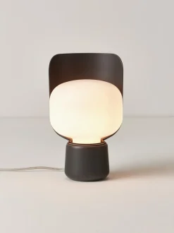 Lámpara de mesa artesanal pequeña Blom