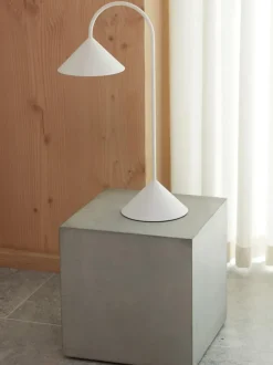 Lámpara de mesa LED para exterior regulable Grasp, pórtatil