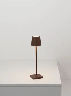 Lámpara de mesa LED regulable Poldina, portátil