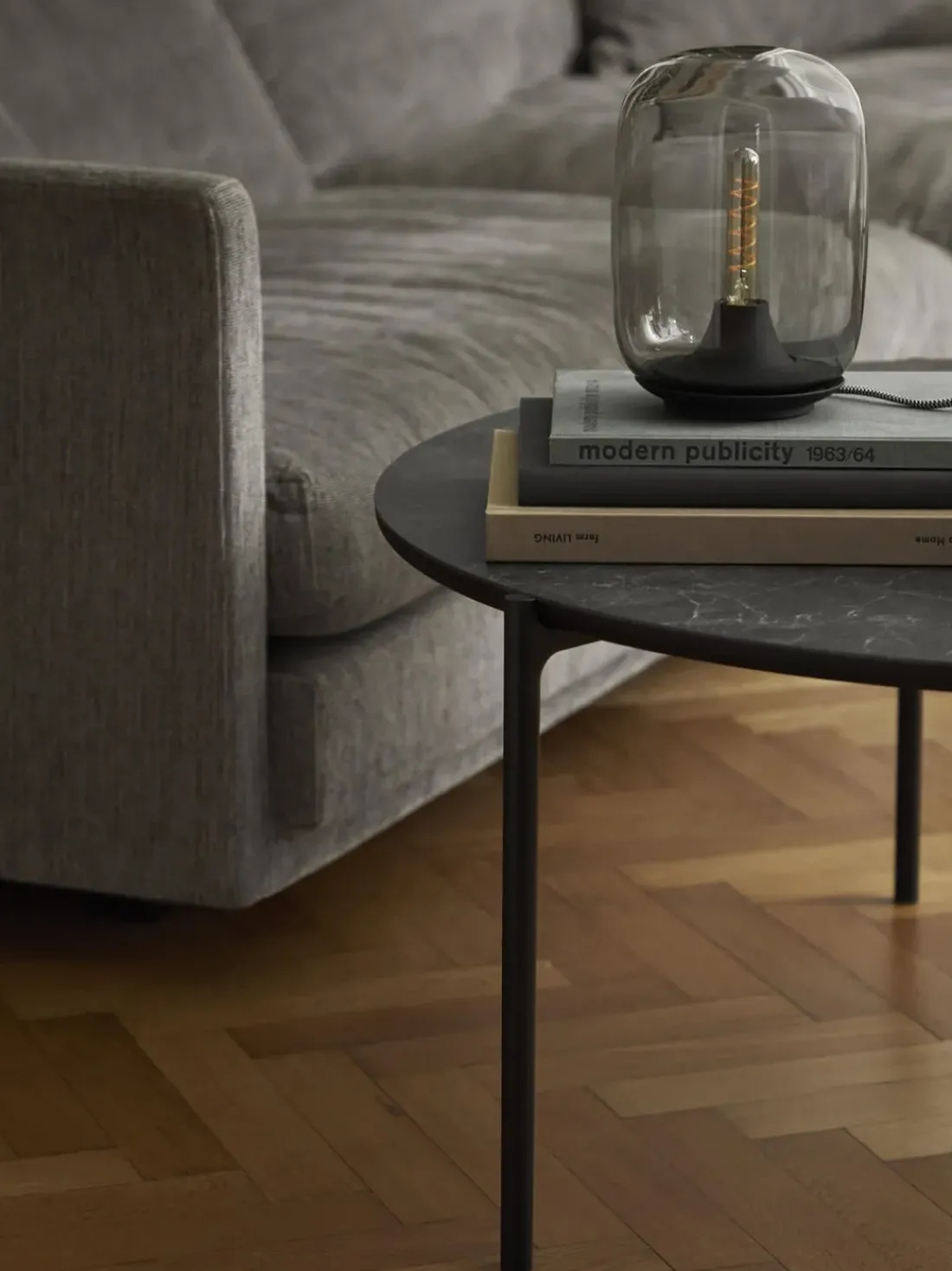 Lámpara de mesa LED regulable soplada Acorn