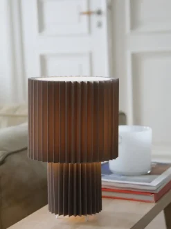 Lámpara de mesa pequeña Catis
