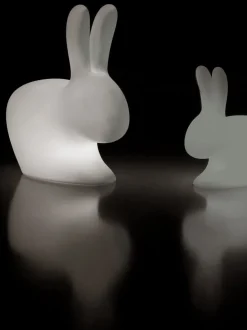 Lámpara de mesa regulable con mando a distancia Rabbit, portátil