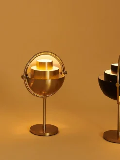 Lámpara de mesa regulable y ajustable Multi-Lite, portátil