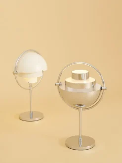 Lámpara de mesa regulable y ajustable Multi-Lite, portátil