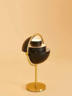 Lámpara de mesa regulable y ajustable Multi-Lite, portátil