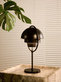 Lámpara de mesa regulable y ajustable Multi-Lite, portátil