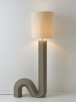 Lámpara de pie de diseño Luomo