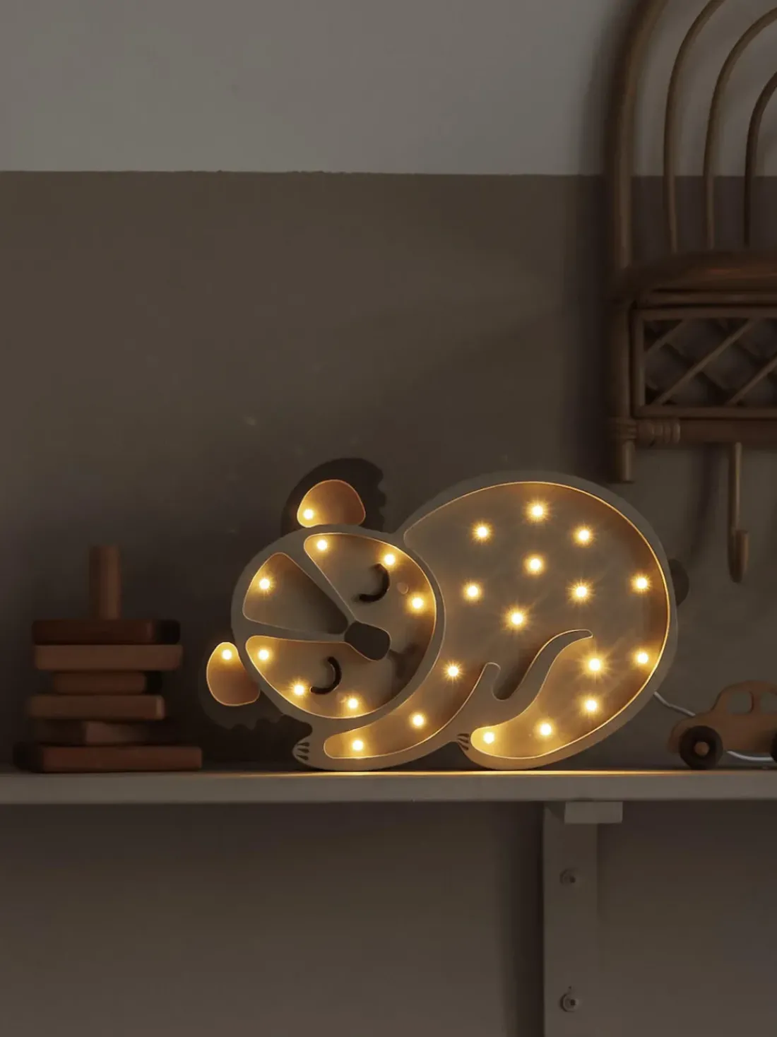 Lámpara infantil LED artesanal regulable Koala, con función de temporizador