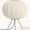 Lámpara pequeña de pie trípode de fibra sintética Knit-Wit