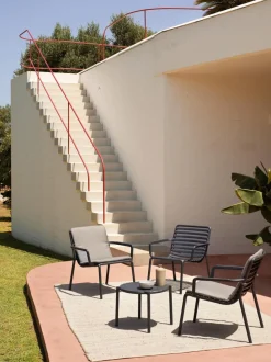 Mesa auxiliar de jardín apilable Doga