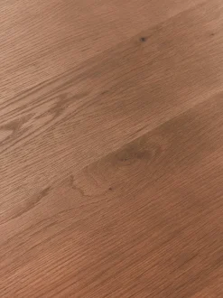 Mesa de centro de forma orgánica de madera de nogal Didi