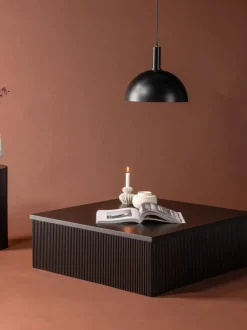 Mesa de centro de madera con relives Lenox