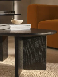 Mesa de centro ovalada de madera Toni
