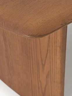 Mesa de comedor de madera de roble Chandler, tamaños diferentes