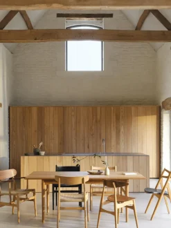 Mesa de comedor de madera de roble CH327, tamaños diferentes