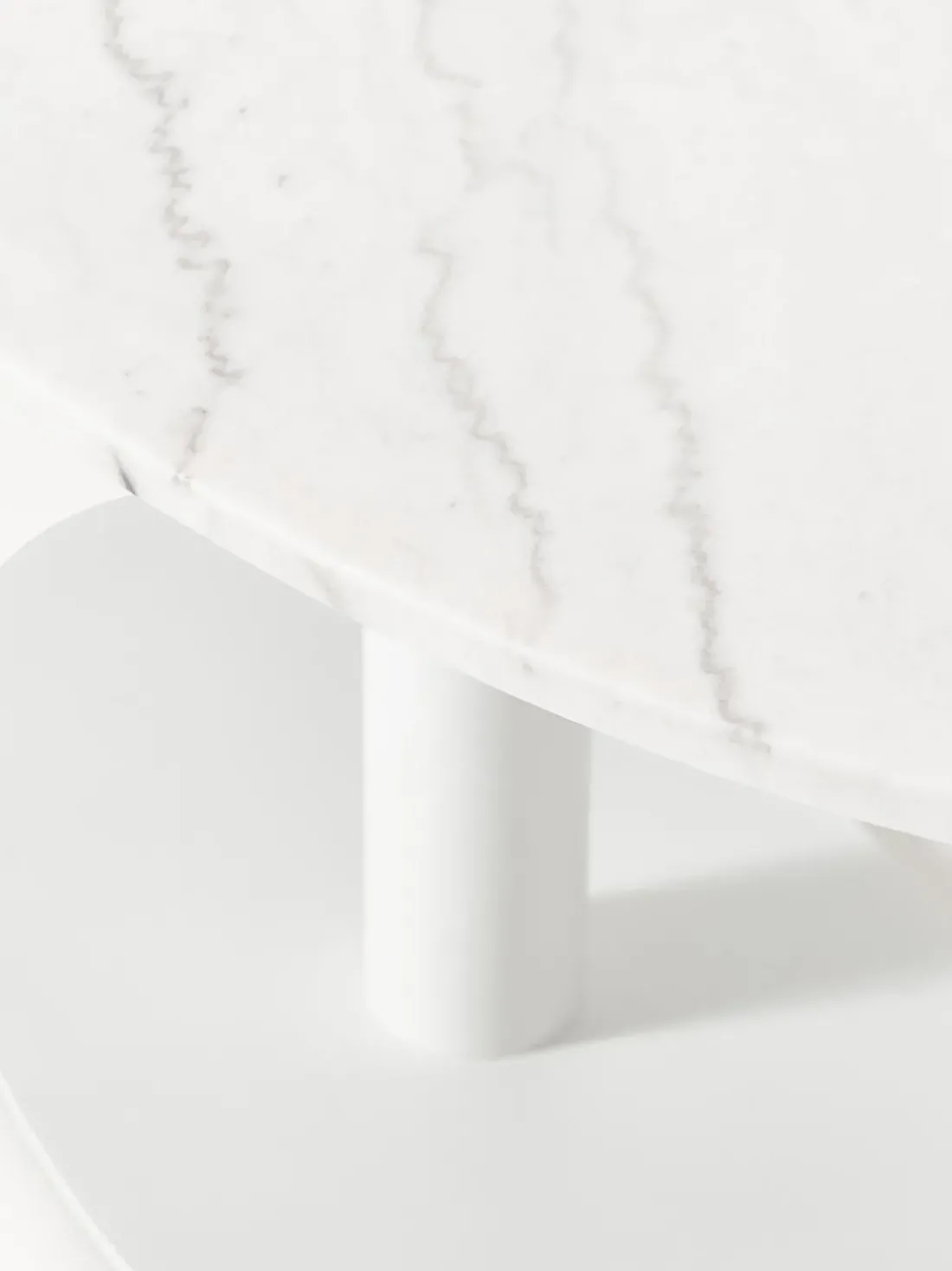 Mesa de comedor de mármol ovalada Miley