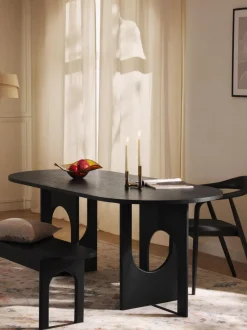 Mesa de comedor ovalada Apollo, tamaños diferentes