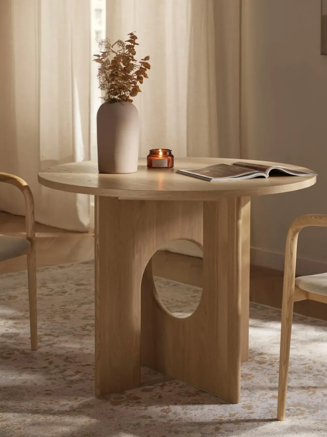 Mesa de comedor redonda Apollo, tamaños diferentes