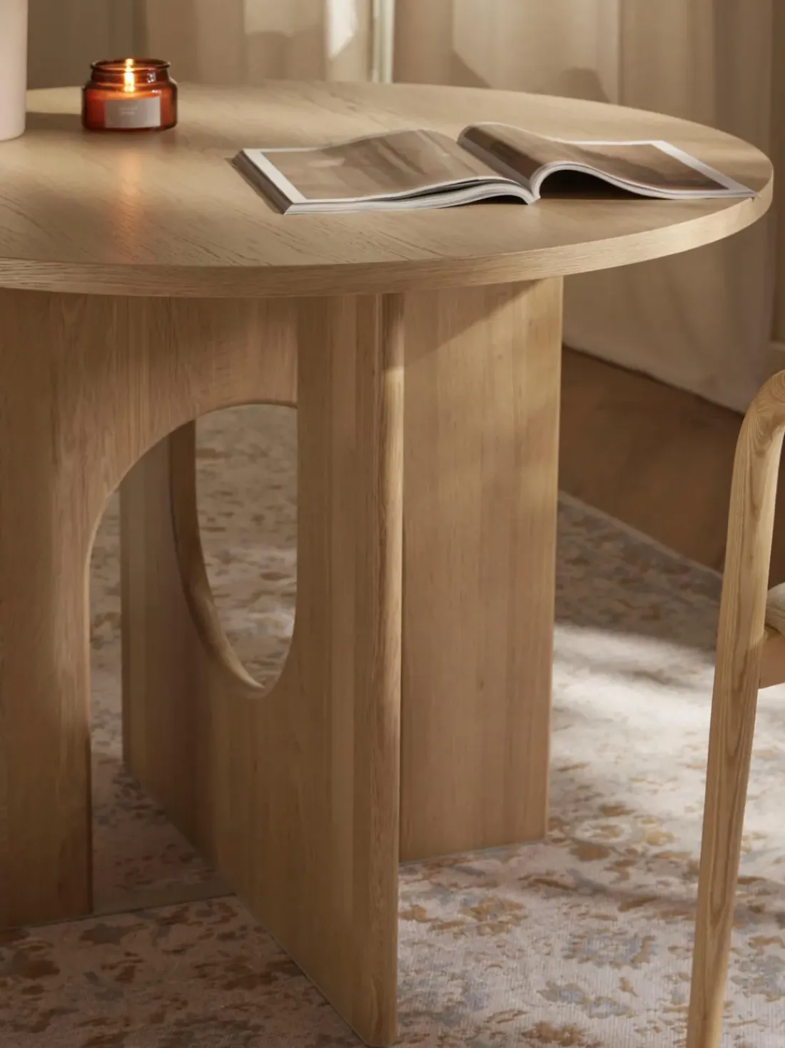 Mesa de comedor redonda Apollo, tamaños diferentes