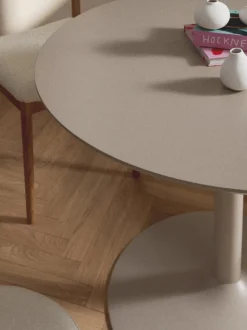 Mesa de comedor redonda Menorca, tamaños diferentes