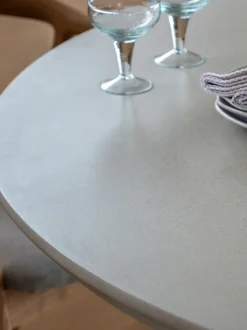 Mesa de comedor redonda Pedra, Ø 152 cm