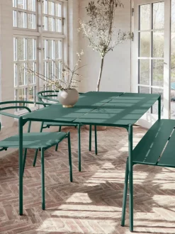 Mesa de jardín de metal Novo