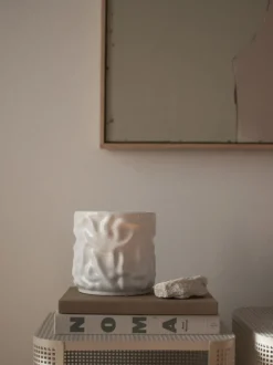 Olla pequeña Swoon - Blanco brillante