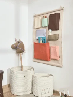 Organizador de pared infantil Saga