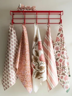 Paño de cocina artesanal con diseño floral Lulu