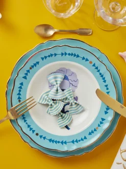 Plato hondo artesanal de porcelana Peony