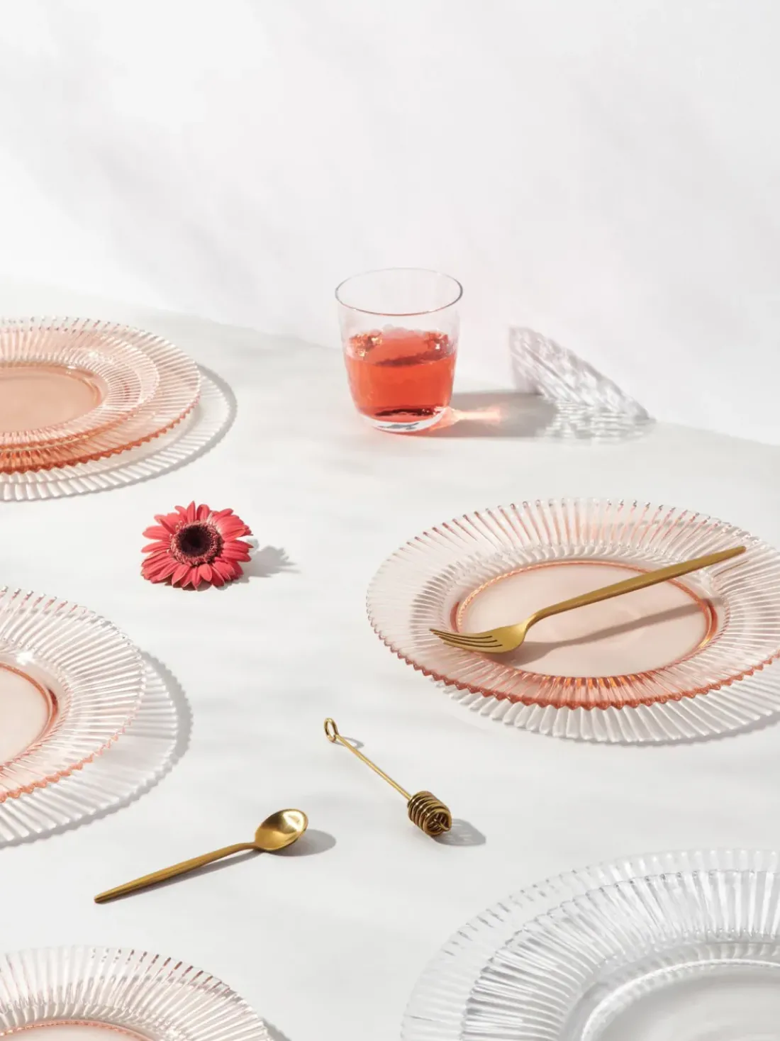 Platos llanos con relieves Effie, 4 uds.