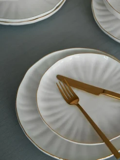 Platos llanos de porcelana con relieves Sali, 2 uds.