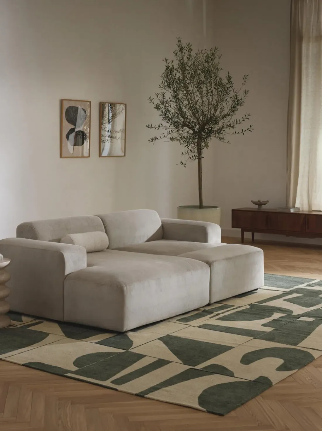 Puf reposapiés de pana grande Melva, 116 x 42 cm