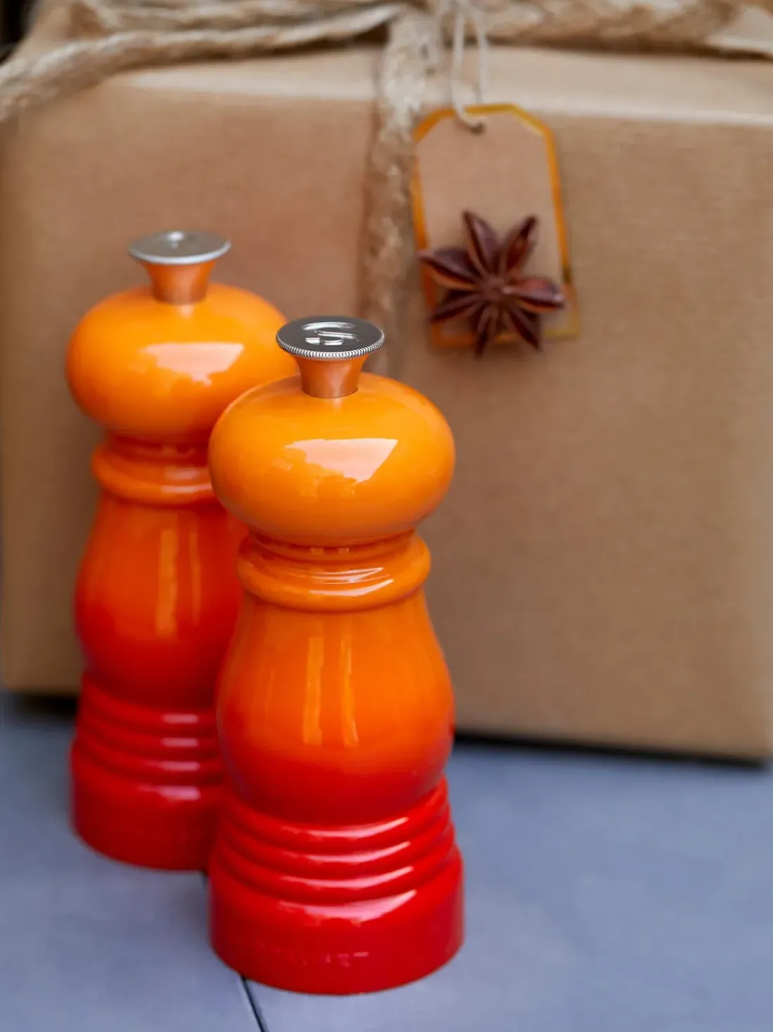 Salero y pimentero con molinillo de cerámica Creuset, 2 uds.