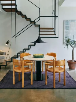 Silla con reposabrazos con madera de pino Daumiller