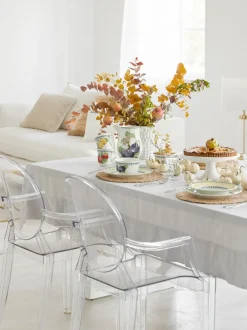 Silla con reposabrazos de diseño Louis Ghost