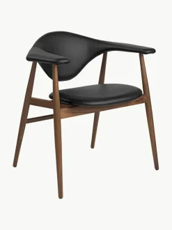 Silla con reposabrazos de madera de nogal Masculo