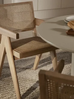 Silla con repozabrazos de tejido vienés Sissi