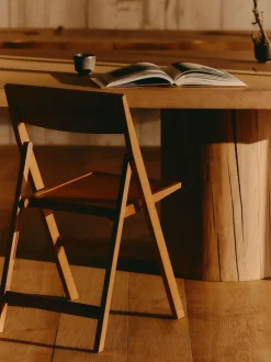 Silla de comedor plegable de madera de abedul Flat