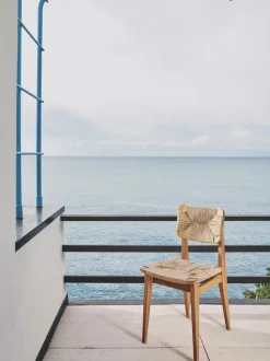Silla de jardín de madera de teca con asiento y respaldo tejidos C-Chair