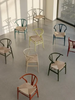 Silla de madera con asiento de tejido Ch24 Wishbone Chair
