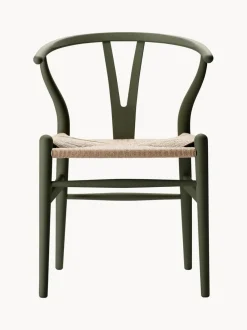 Silla de madera con asiento tejido a mano CH24